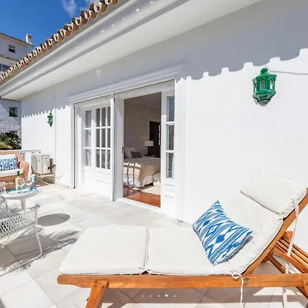 Aurora Boutique House - Only Adults Bed & Breakfast Marbella Exterior photo