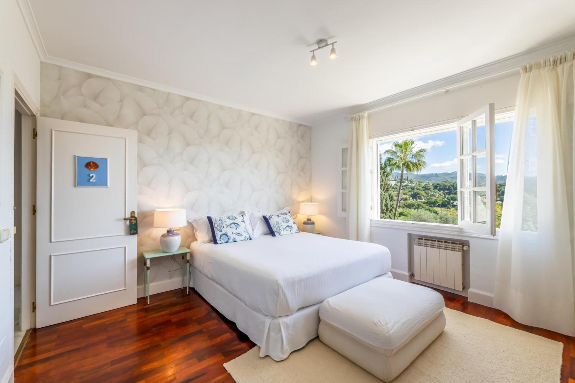 Couette-café Aurora Boutique House - Only Adults *