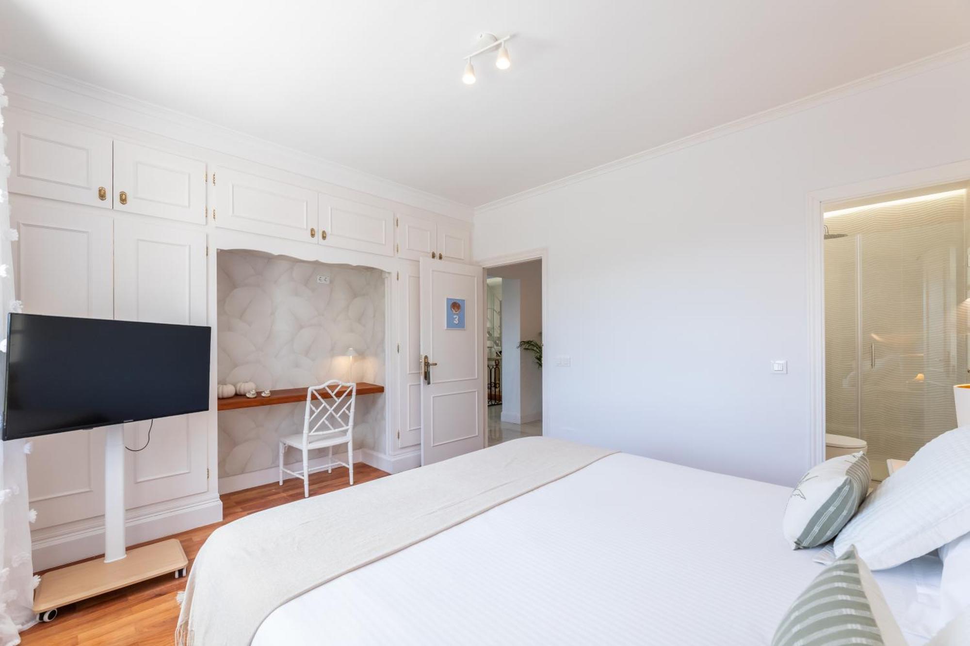 Aurora Boutique House - Only Adults Bed & Breakfast *