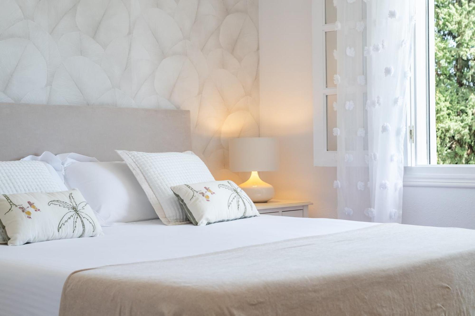 Aurora Boutique House - Only Adults Bed & Breakfast
